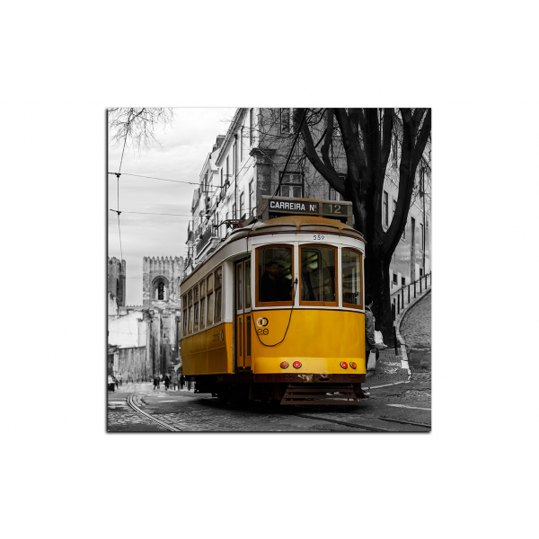Slika na platnu - Povijesni tramvaj u centru Lisabona - kvadrat